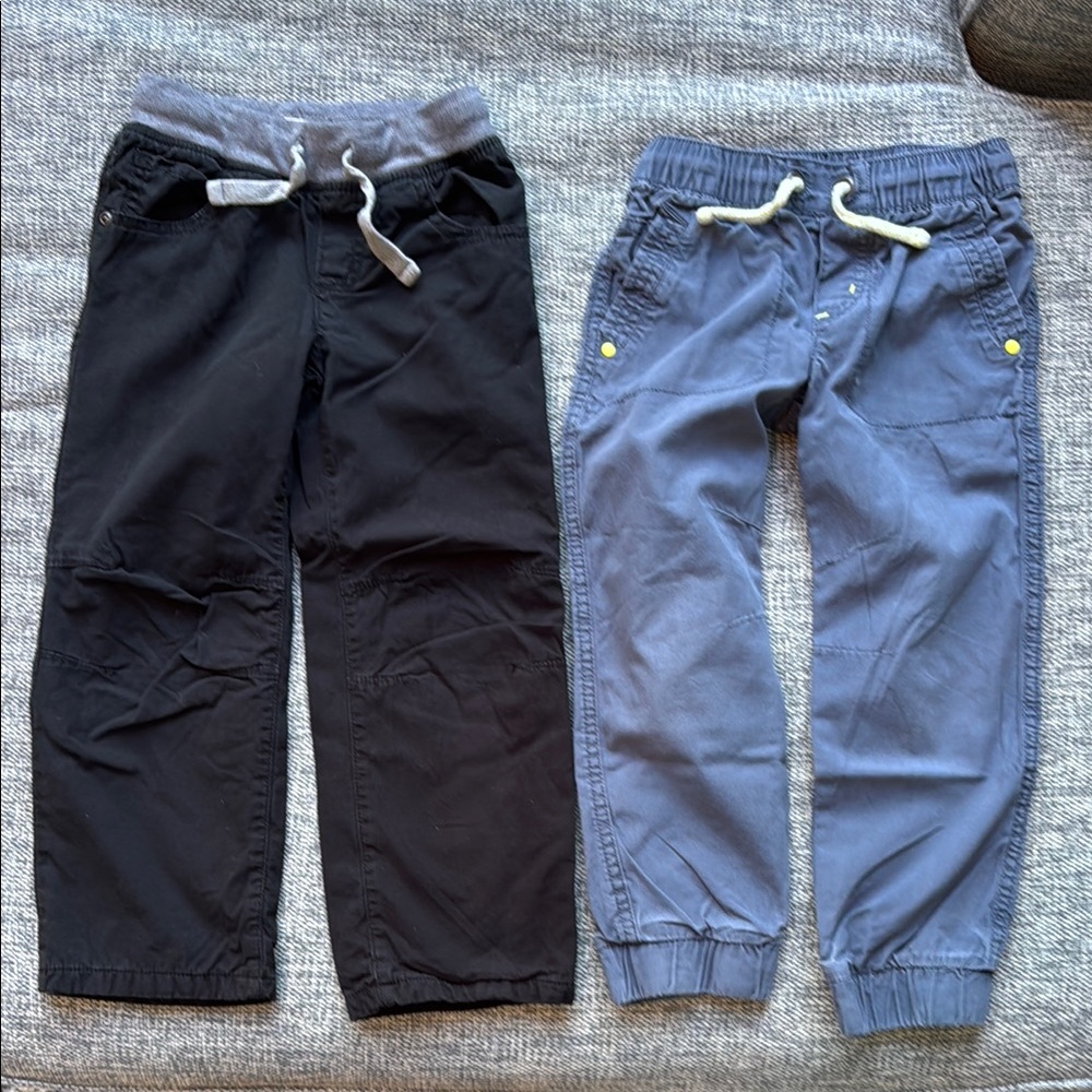 🔵 Toddler Blue and Black Pants ⚫️